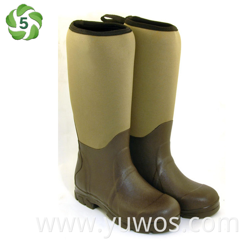 Green Rubber Boots Of 14 Inch High